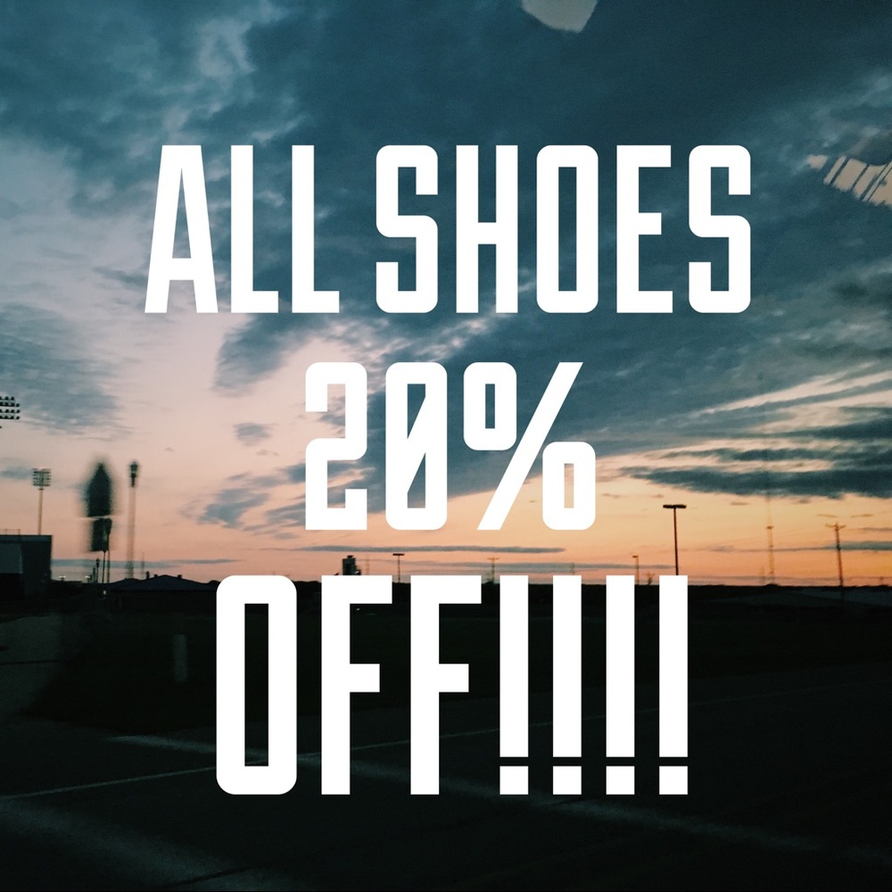 🌺 ALL SHOES 20% OFF!!! 🌺