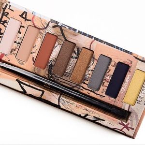 💙TRADED💙 Used once!! UD pallet! 💕🎉