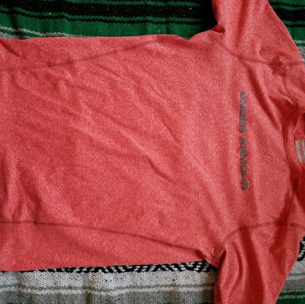 Semi fitted mens shirt