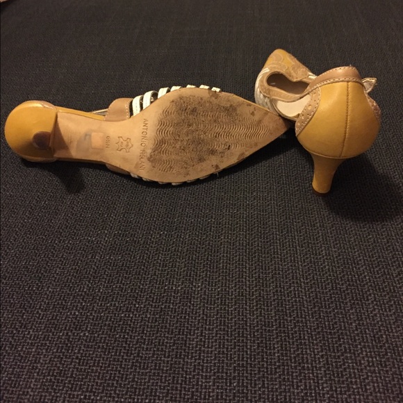 Antonio Melani camel, beige and white combo heels. - Picture 2 of 4