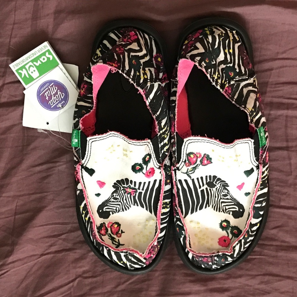 NWT Sanuk Scribble II Shoes Slip-ons