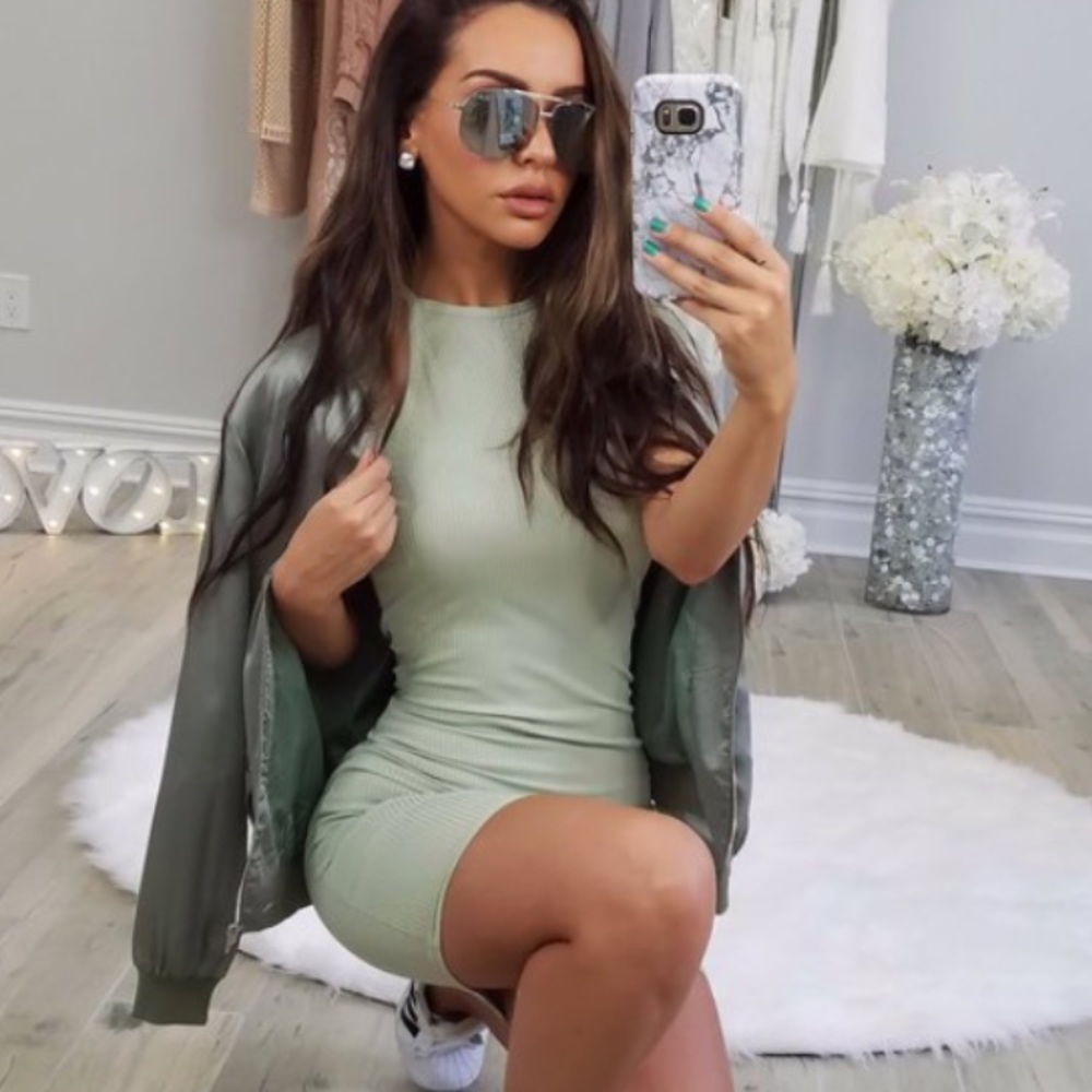 Misguided carlibybel light green ribbed dress