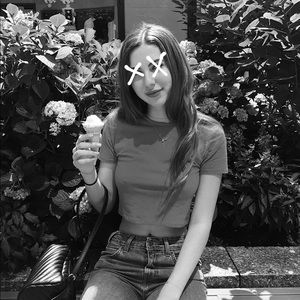 Meet your Posher, Isabella