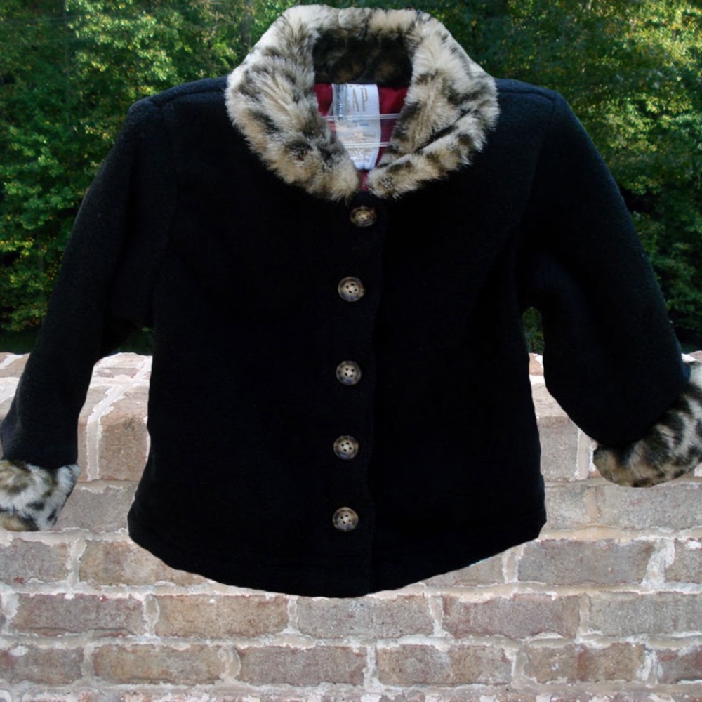 Gap Coat - Animal Print Collar, Cuff and Buttons - Picture 1 of 1