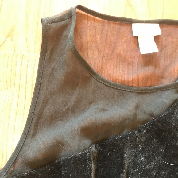 Holly Golightly Breakfast at Tiffany's black dress - Picture 7 of 8