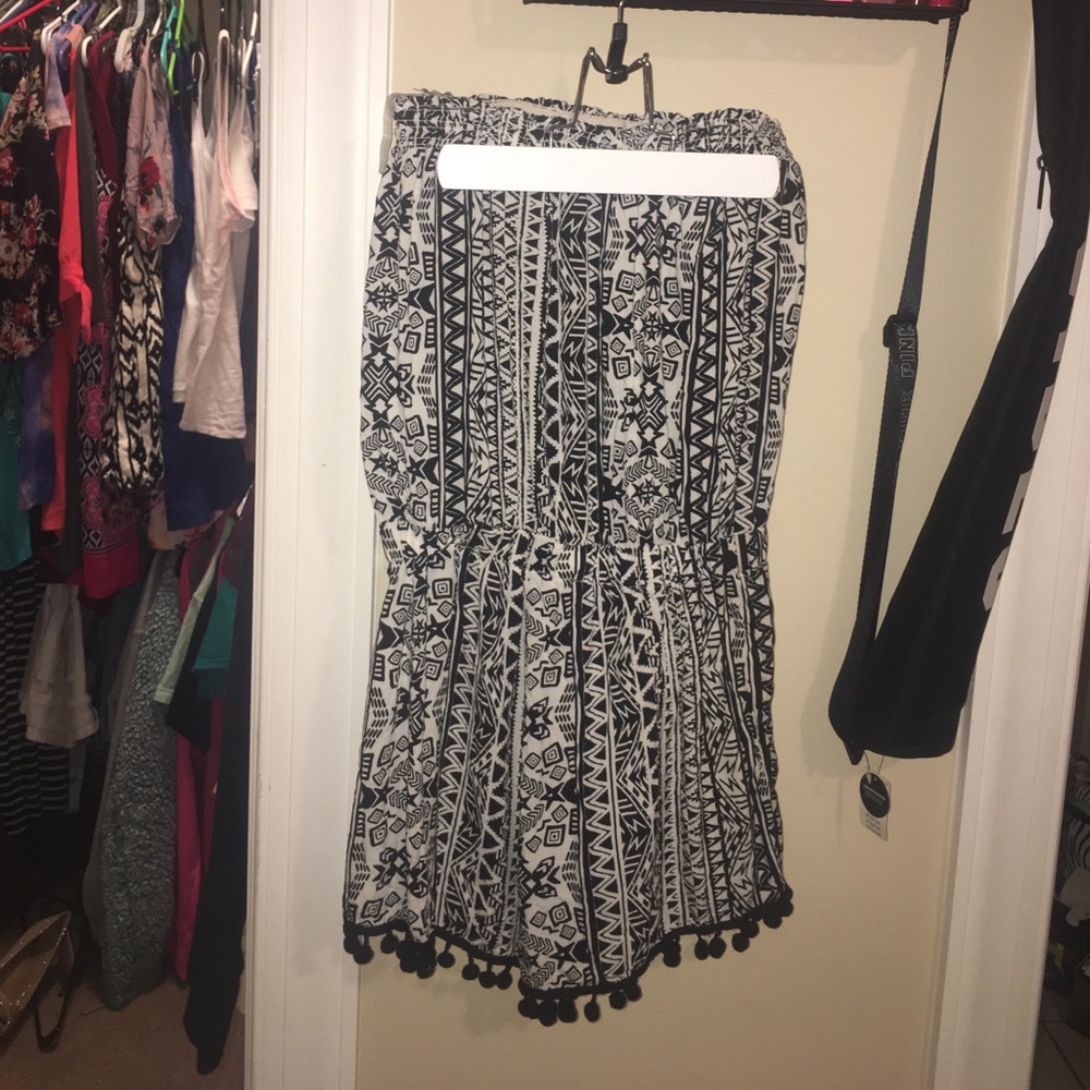 Strapless romper