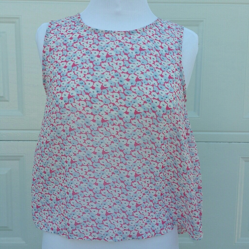 Floral Tank Top 🌺🍃