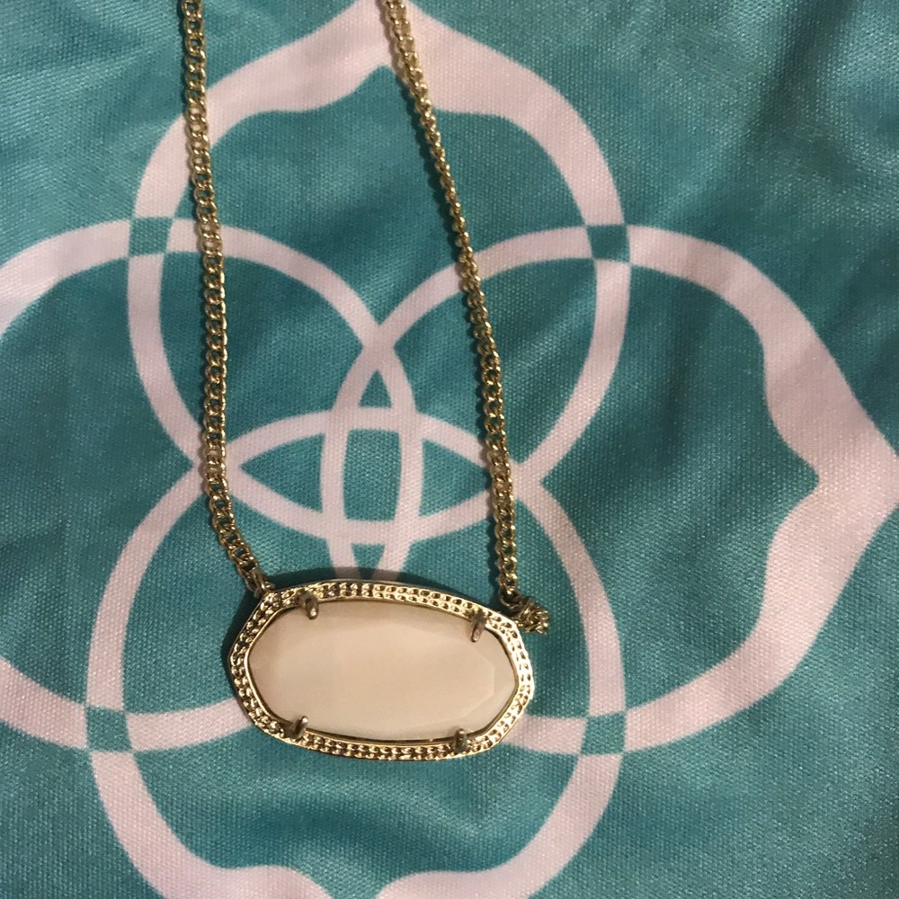 Kendra Scott Dylan necklace