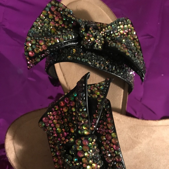 Black sandals with rhinestones. NWOT - Picture 2 of 5