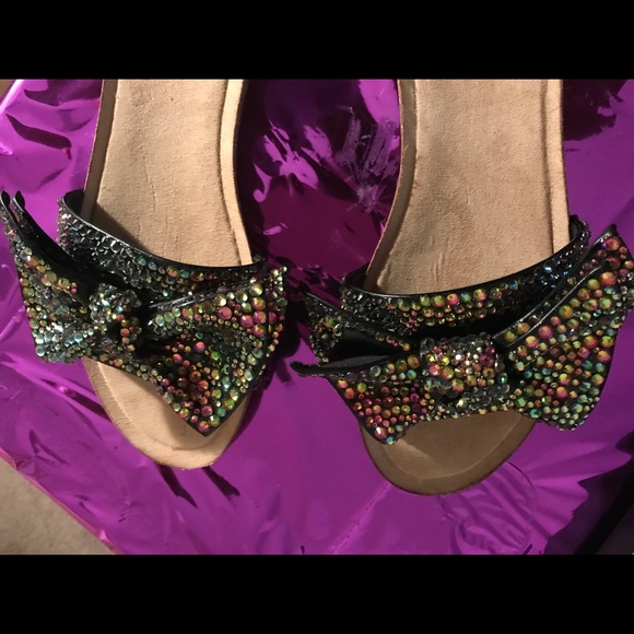 Black sandals with rhinestones. NWOT - Picture 4 of 5
