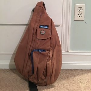 Kavu shoulder bag with tags