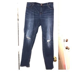 Distressed Skinny Jeans