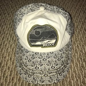 Roxy beach hat