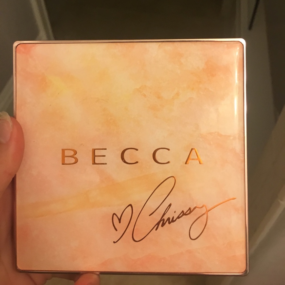 LIMITED EDITION Becca Chrissy Teigen Cheek Palette