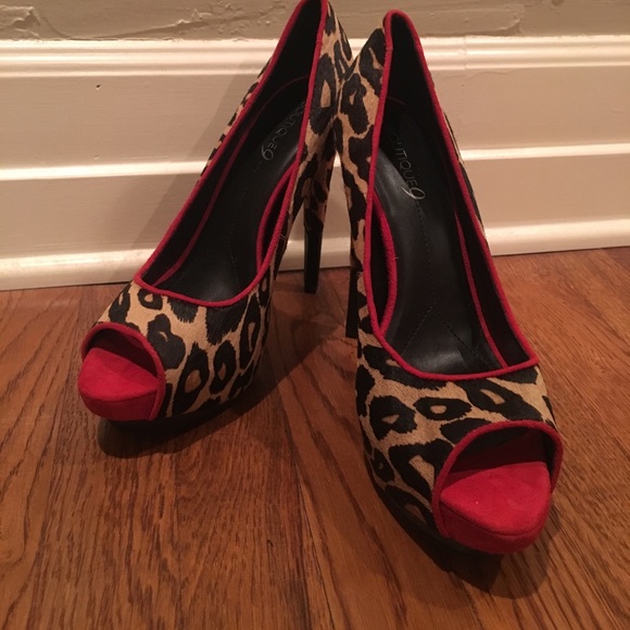 Boutique 9 leopard print and red shade shoes. - Picture 2 of 5