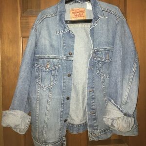 VINTAGE Levi's Denim Jacket