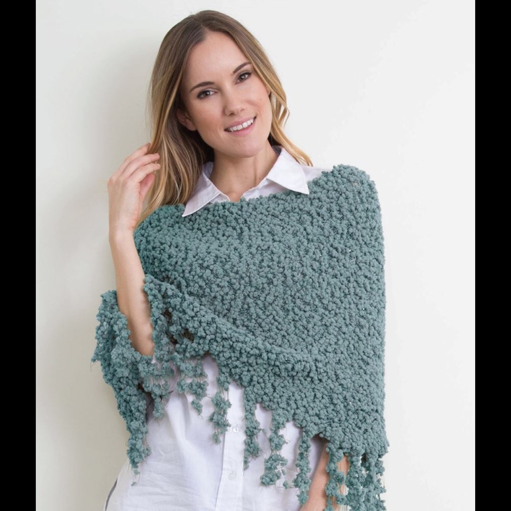 ❄️⛄️SALESimply Noelle Shearling Infinity Wrap