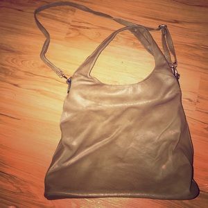 • Cute green bag •