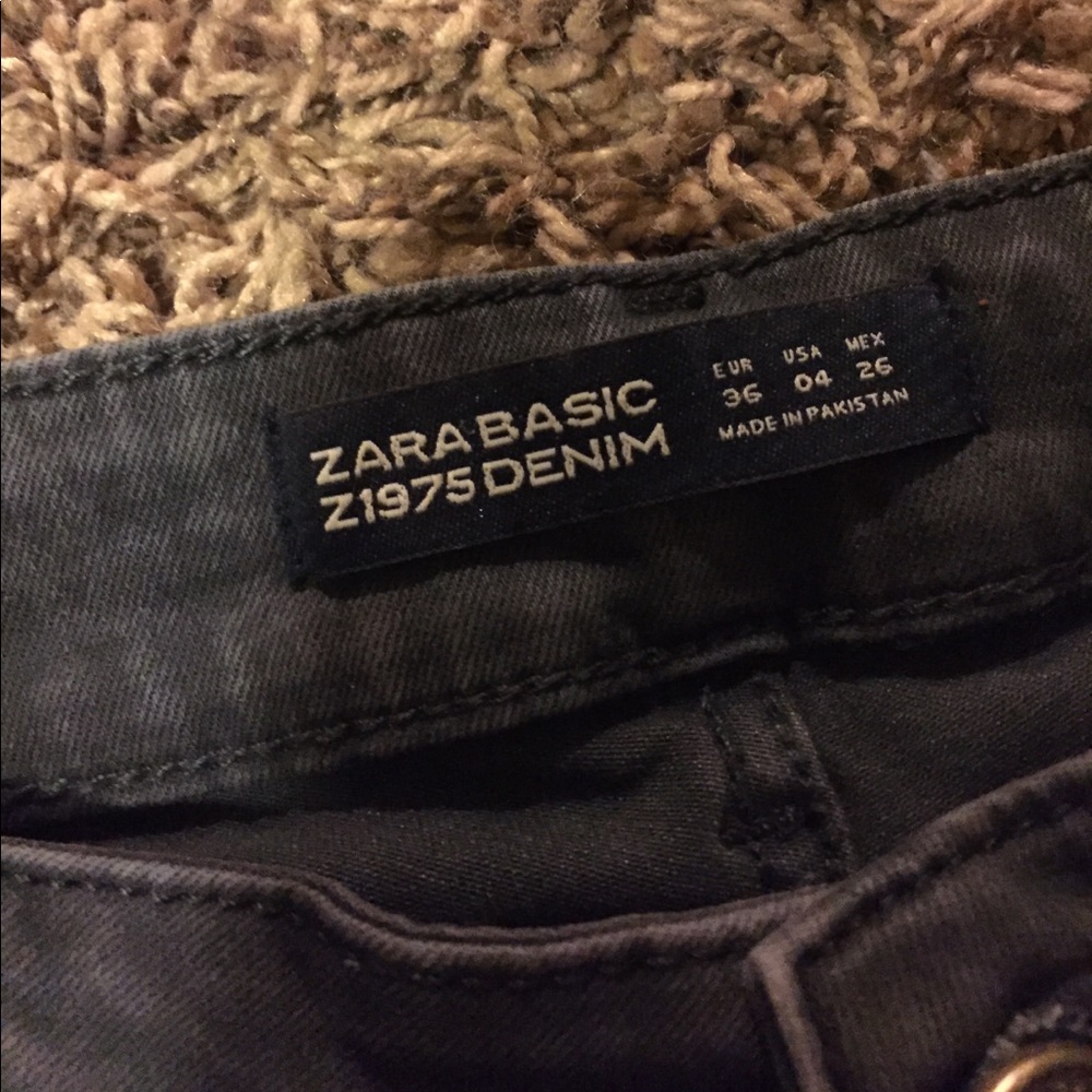 Black Zara Jeans - Picture 3 of 4