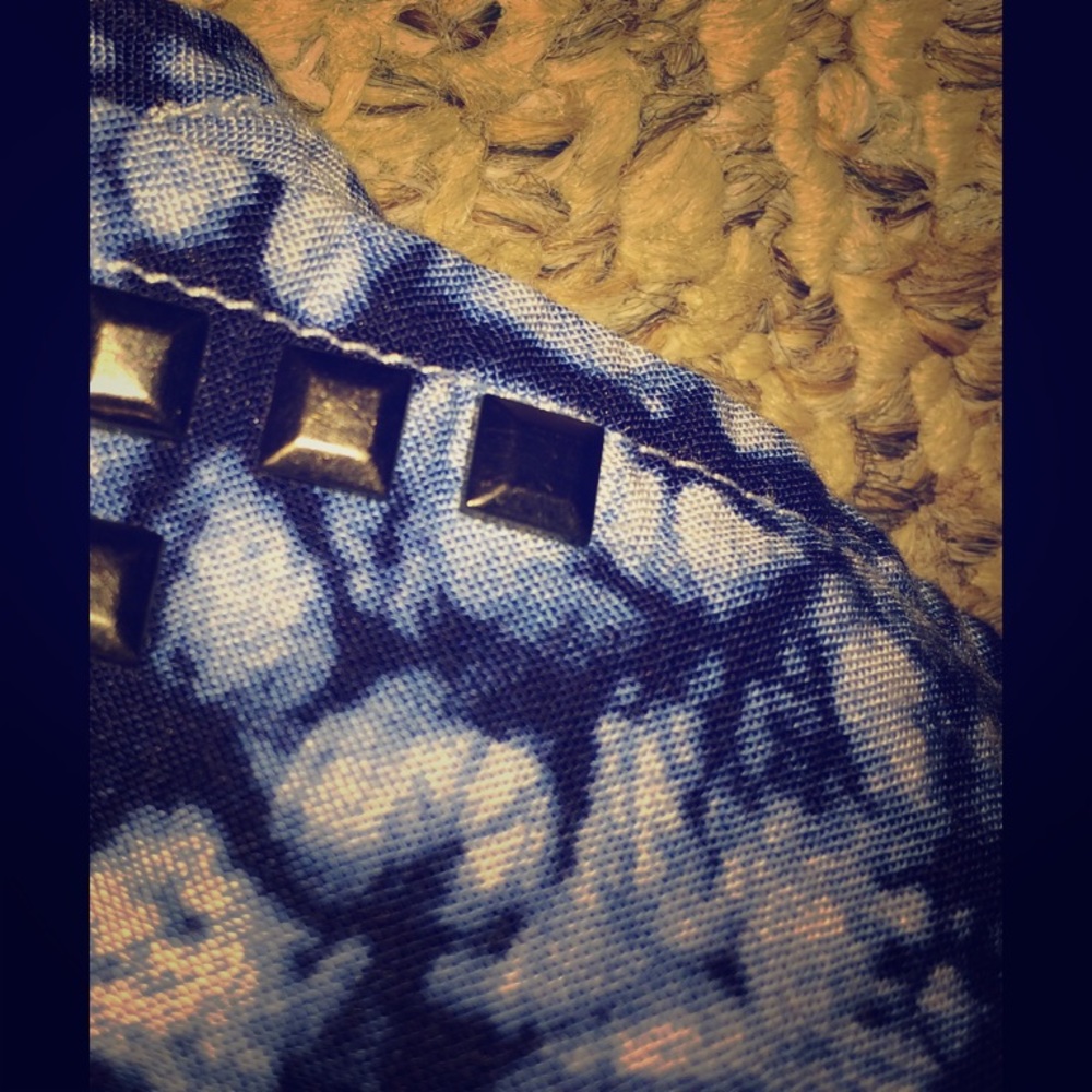 Tank top.
