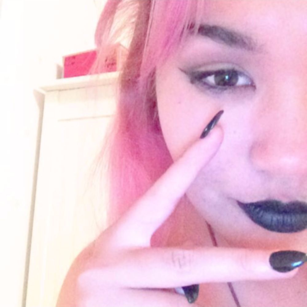 Meet your Posher, Athena