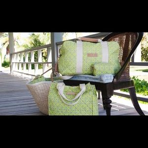 India Hicks Duffel in gorgeous rapeseed yellow!