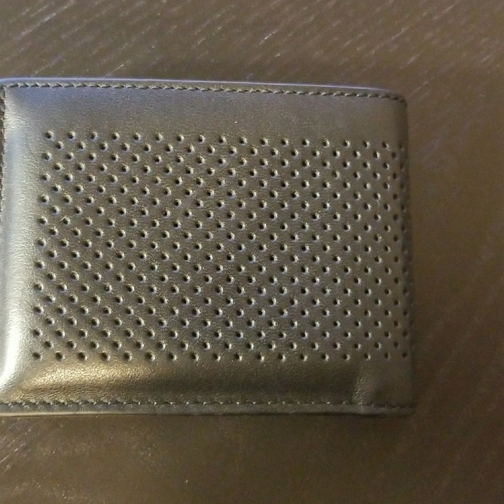 Coach Men's Wallet (Pre loved) - Picture 3 of 4