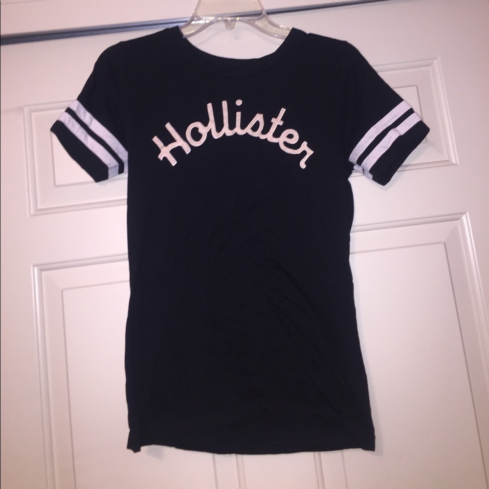 Hollister baseball tee