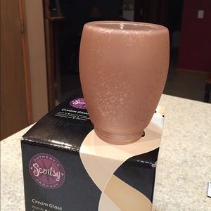 Cream Glass Scentsy warmer