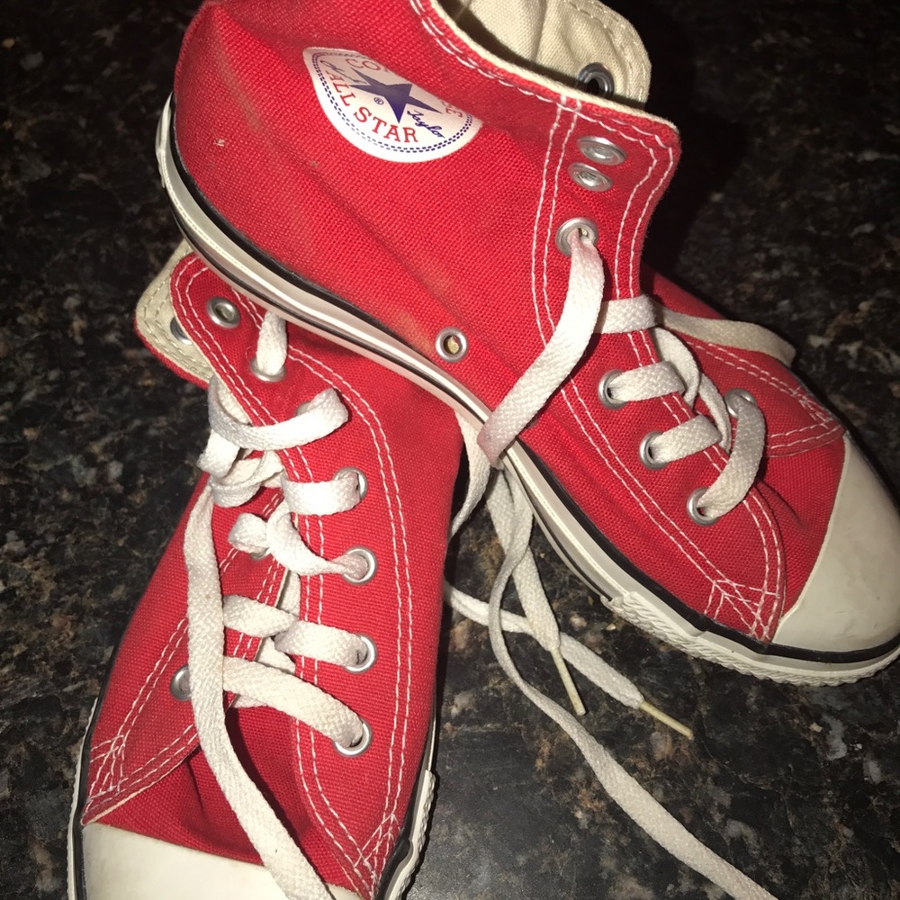 Red converse