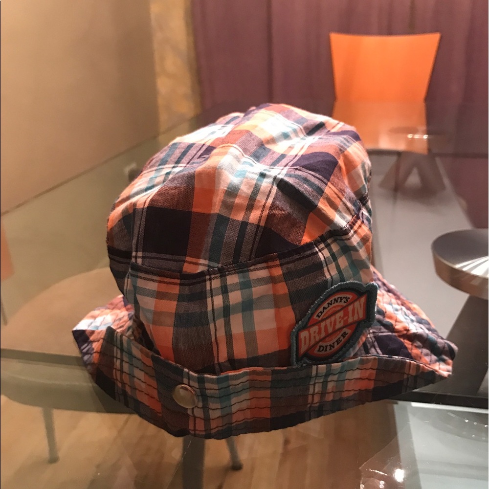 Boys multi color beach hat (Doll company)