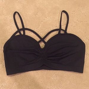 Black criss cross bandeau
