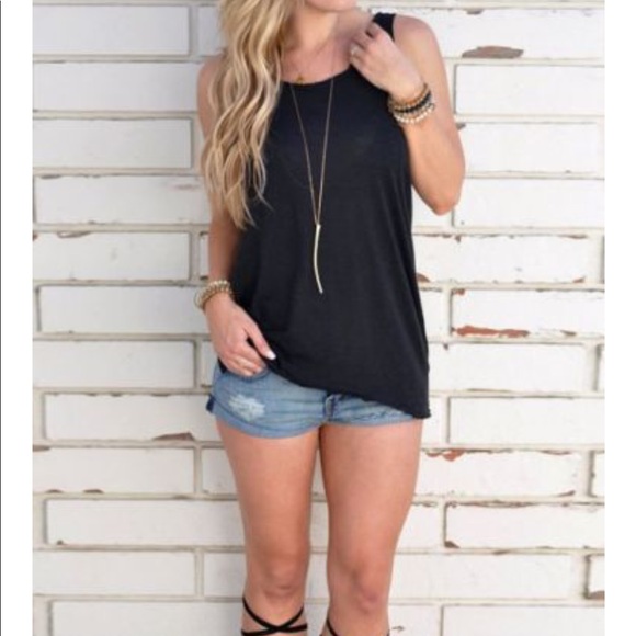 The Dani Open back asymmetrical cotton top - Picture 2 of 4