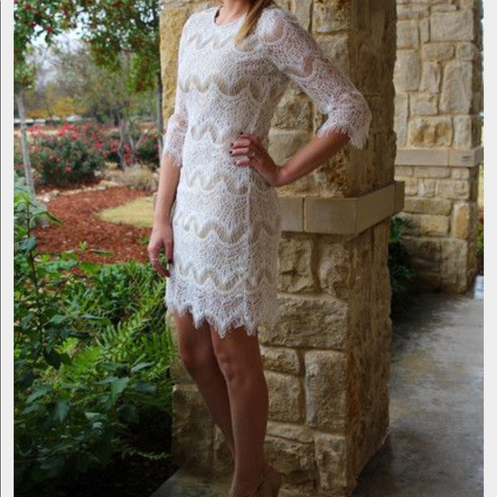 Beautiful lace dress worn once