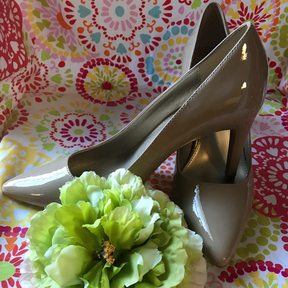 NEW Bandolino Tan Pumps Size 8.5