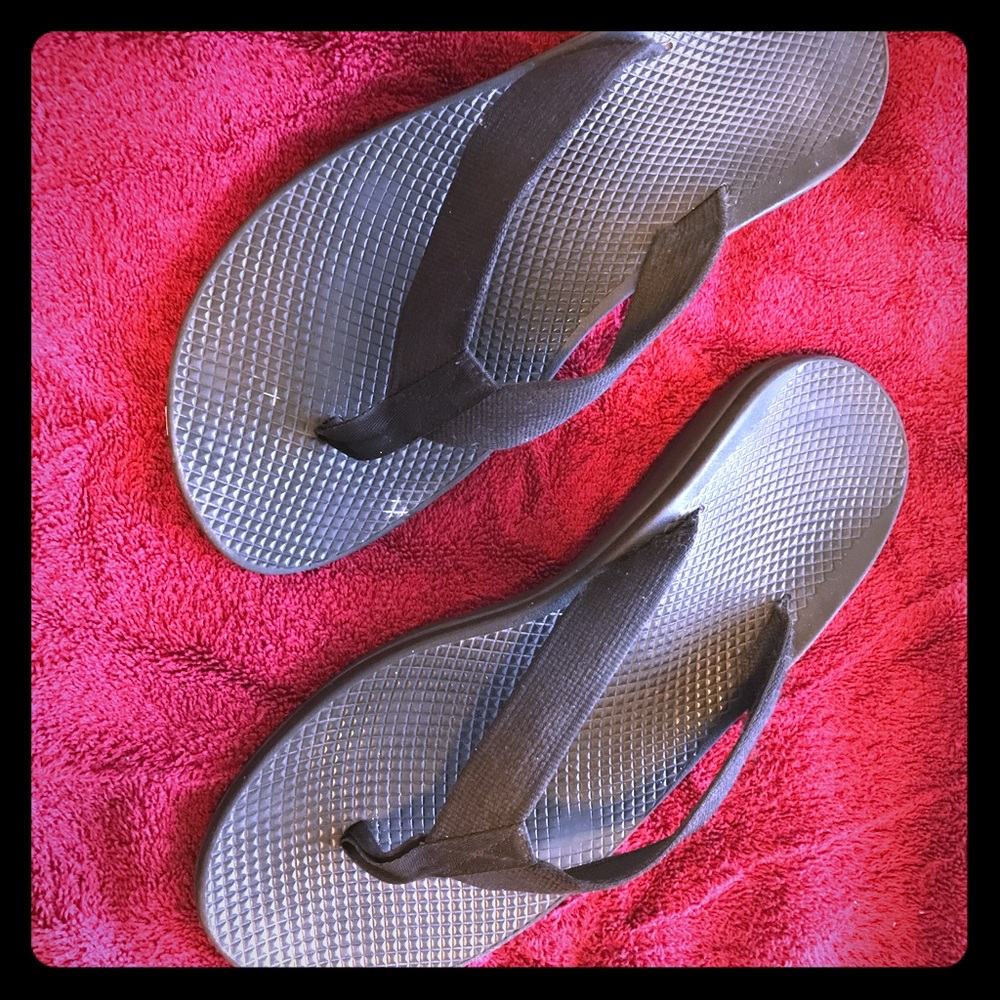 Women's Chaco flip flop black size 12