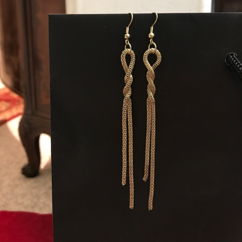 Mesh earrings in gold