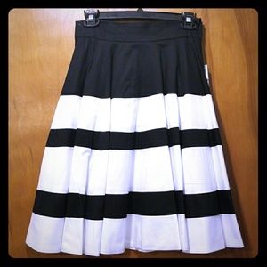 Amanda and Chelsea Skirt NWT