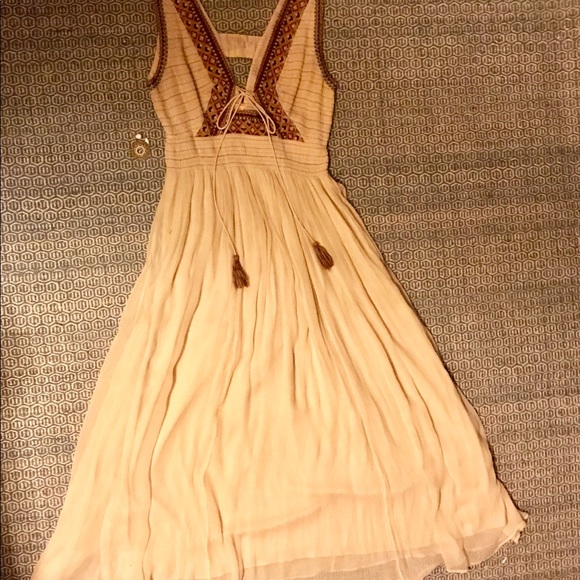 ❌❌🎉HP🎉 FREE PEOPLE cream crochet maxi EUC - Picture 2 of 5