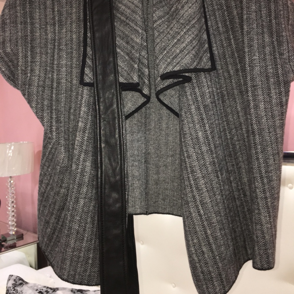 BOSS Wrap Around SIZE M