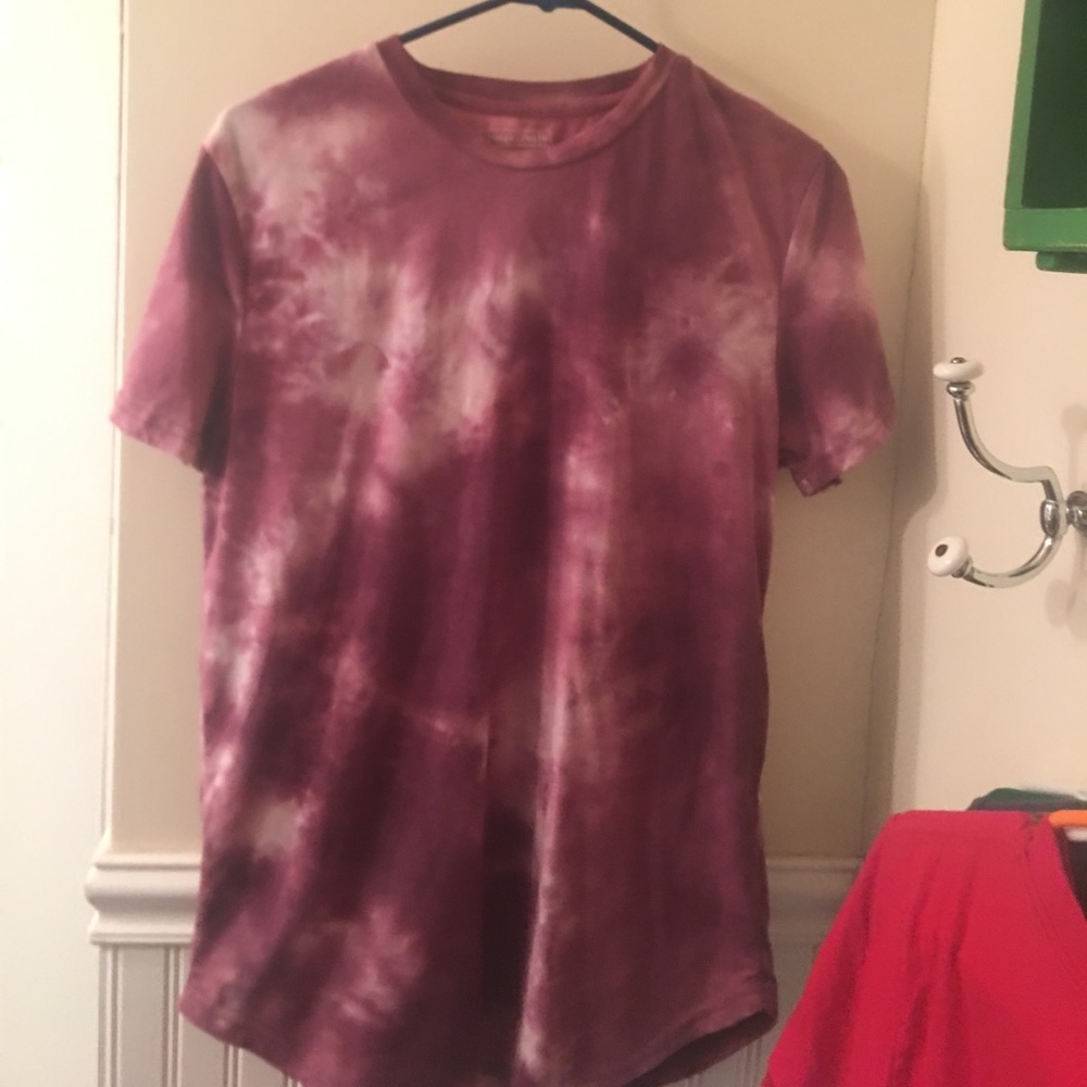 pink and white tye dye shirt