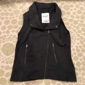 Aeropostale large Gray Vest