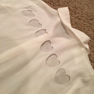 Heart back blouse