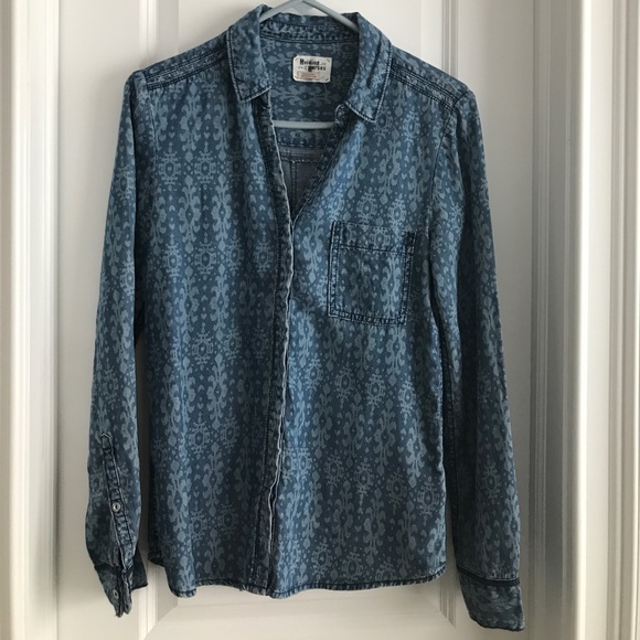 Anthropologie Heritage Dip-Dye Chambray Top - Picture 2 of 4
