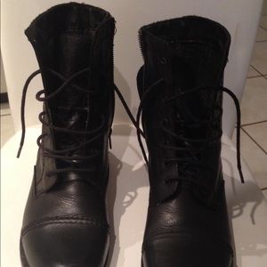 ZARA MILITARY COMBAT BOOTS BLACK 9US