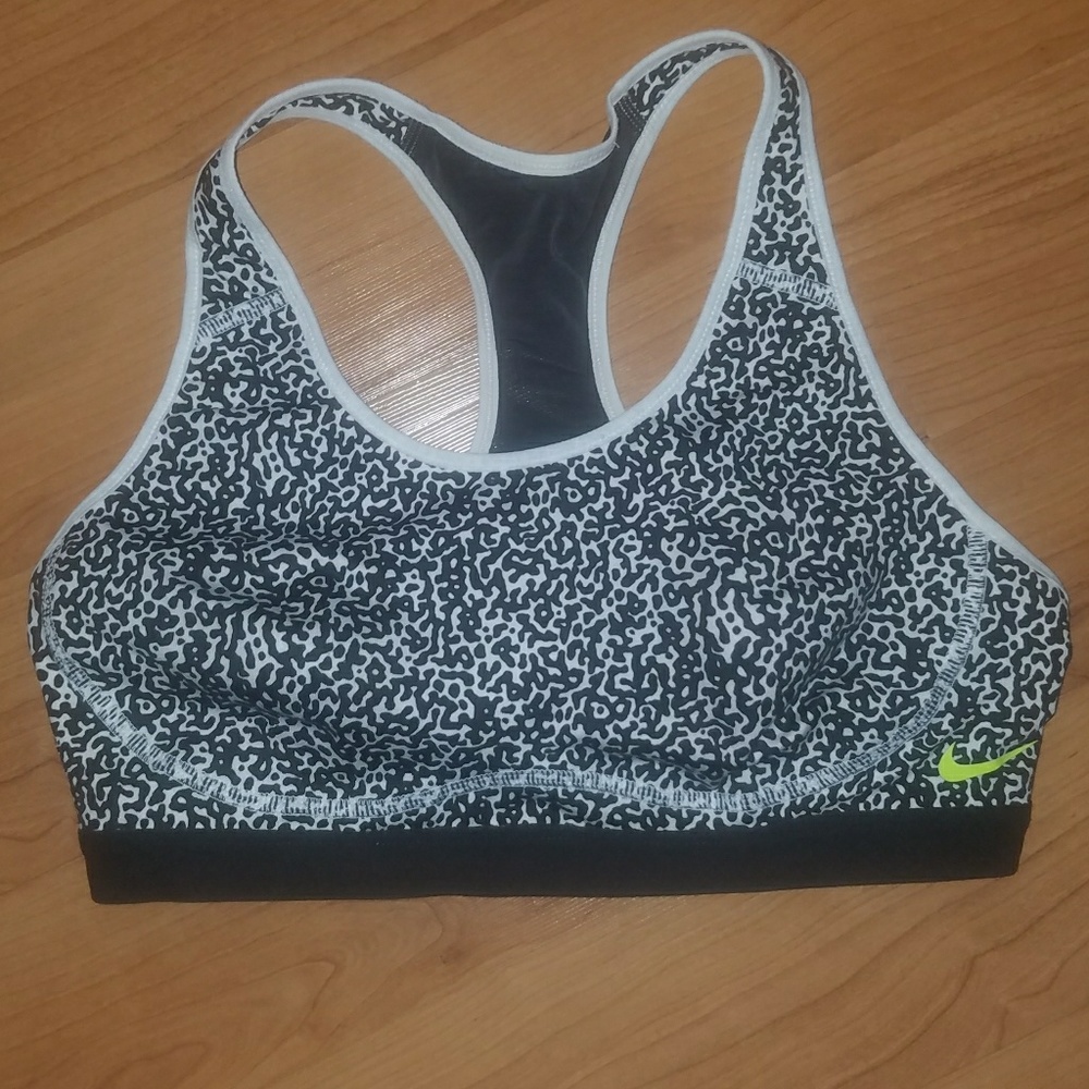 Sports bra never worn