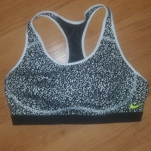 Sports bra never worn