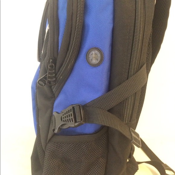 Backpack - Picture 5 of 6