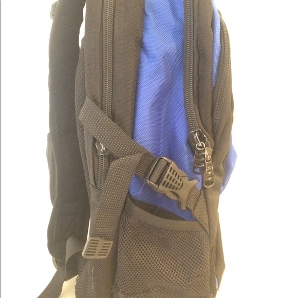 Backpack - Picture 6 of 6