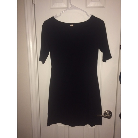 Black minidress - Picture 1 of 2